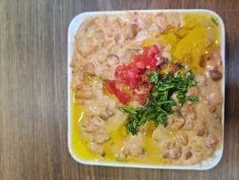 فول بالطحينة
